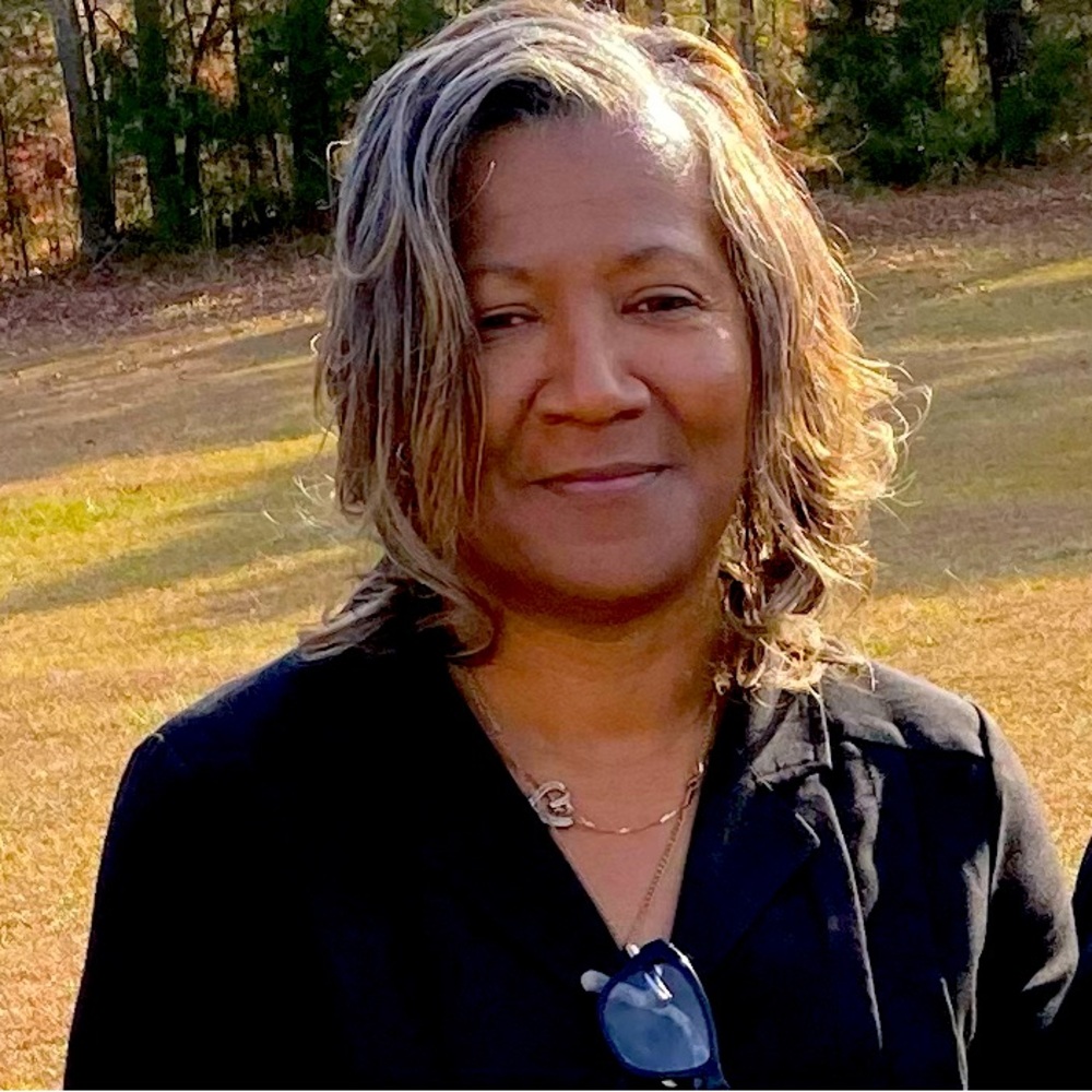 Meet your Posher, Laurean